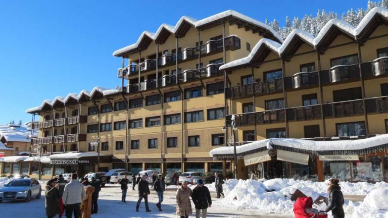Savoia Palace